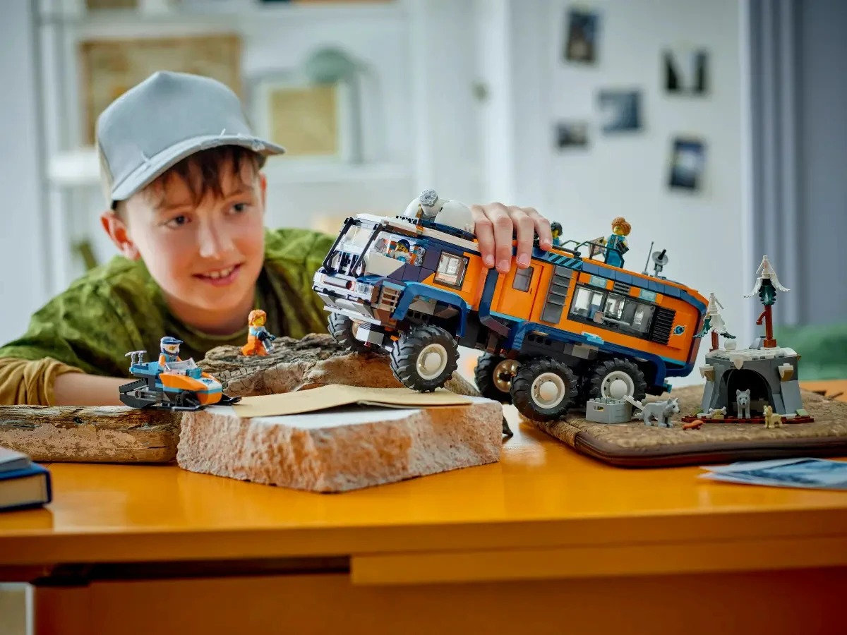 Newest 60471 Explorer Truck Bu - مراجعة Outdoor Adventure Birthday Party وسعره